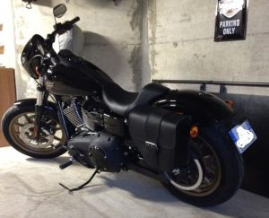 Sacoche Myleatherbikes Harley Dyna Low Rider (10)